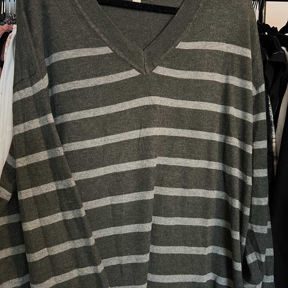 LOFT Women’s Charcoal and Light Gray Striped V-Neck Sweater
